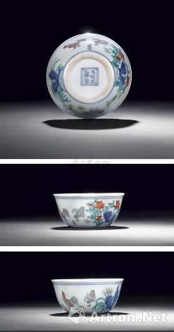 明成化 斗彩鸡缸杯 成交额：253万 拍卖时间：2011.6 拍卖公司：北京保利