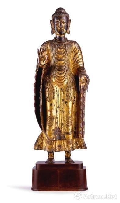 宋至元　鎏金铜弥勒佛立像　高 116.8 公分　估价：2000-3000万港币