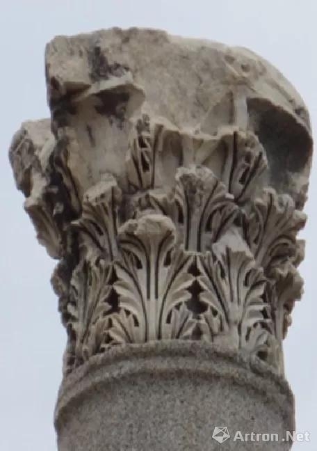 柯林斯石柱上的希腊风格莨苕纹　佩尔格（Perge）古城遗址出土 今土耳其境内