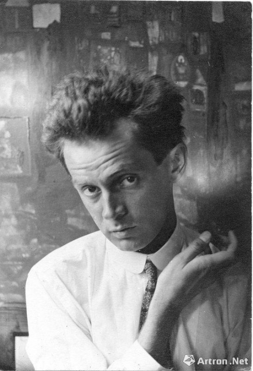 1918年10月31日，奥地利艺术家埃贡·席勒（Egon Schiele）辞世。